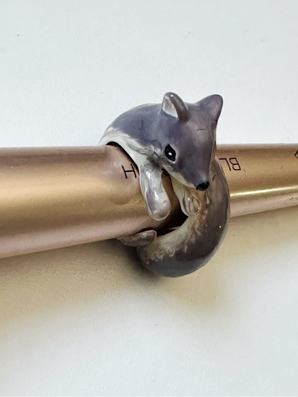 🐿️ Open Ring , Ceramic Squirrel Set Ring 16 K plated US 6 - Picture 7 of 7